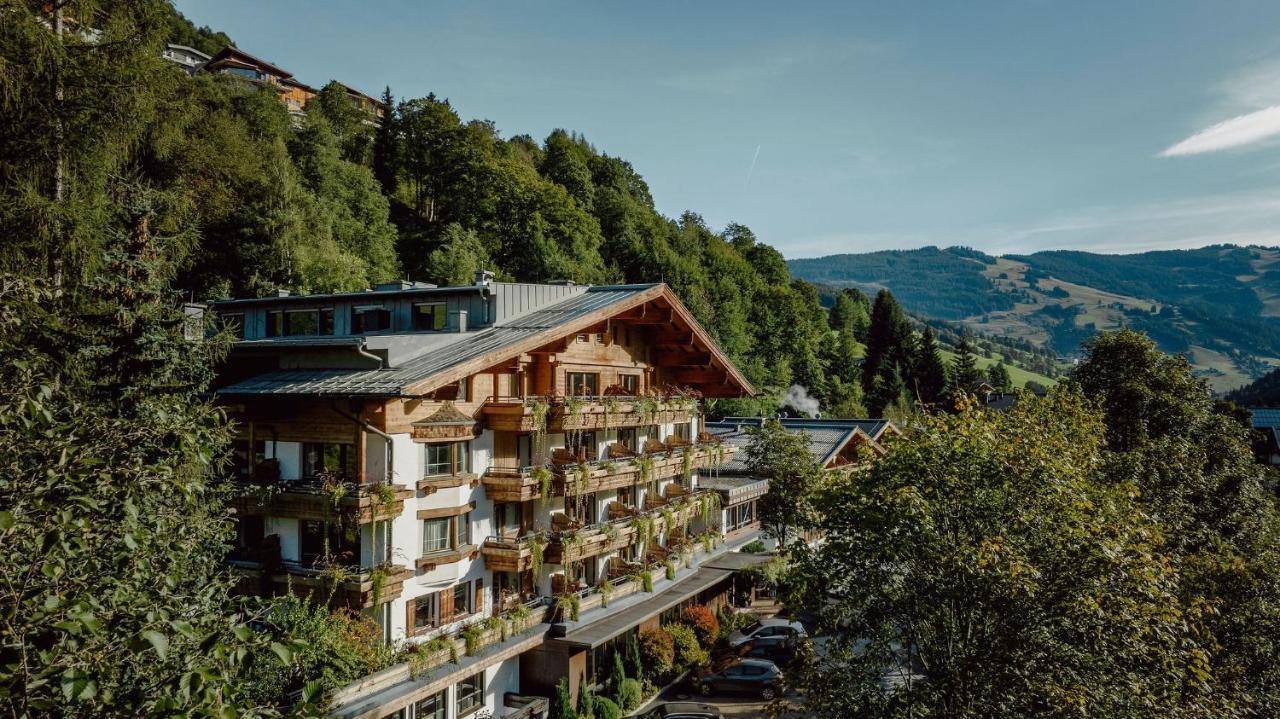 Gartenhotel Theresia 4 Saalbach-Hinterglemm Ngoại thất bức ảnh